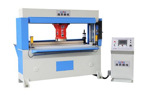 XYJ－1/25 足球自動(dòng)送料連續(xù)裁斷下料機(jī)